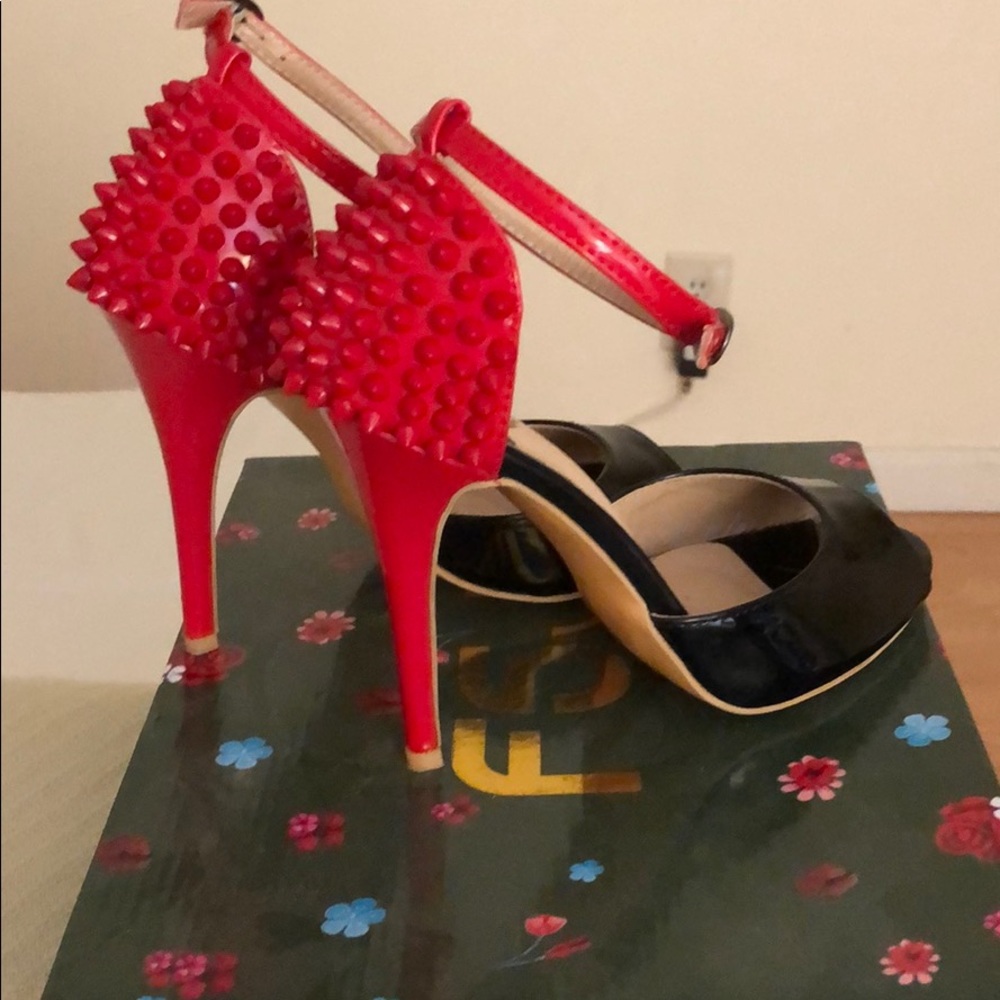 High heel sandal black and Red very sexy!!